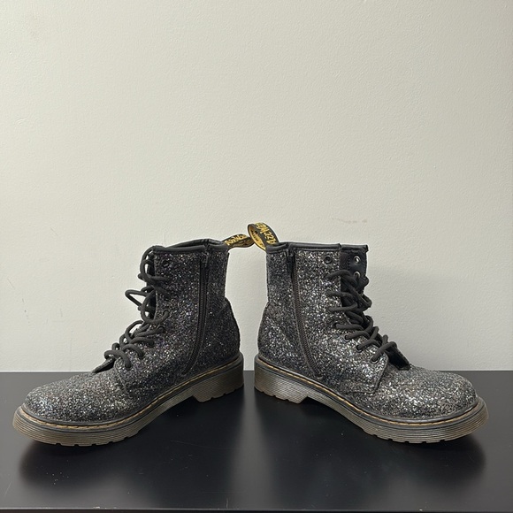 Dr. Martens Kids Lace up Zipper Boots Chunky Glitter 1460 Black Purple Pink US3 - Picture 3 of 9